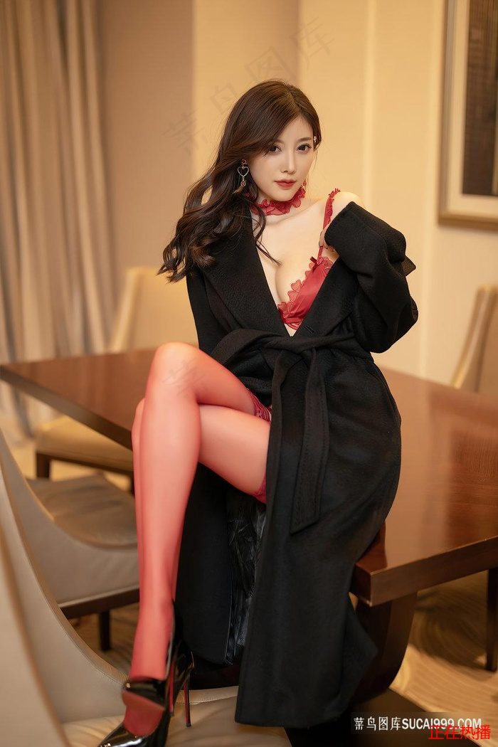 帐篷里的秘密未裁剪人物设定